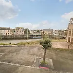 Harbour View Милом